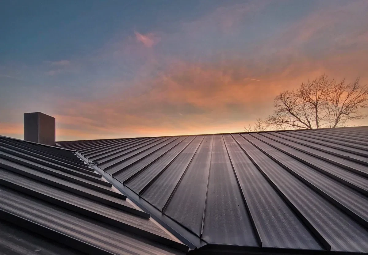 Commercial Standing-Seam Metal Roofing in Mesquite, TX